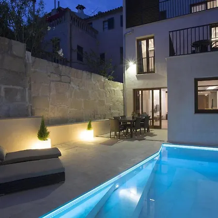 Msv Casa Santiany, En El Centro De Y Con Piscina Holiday home